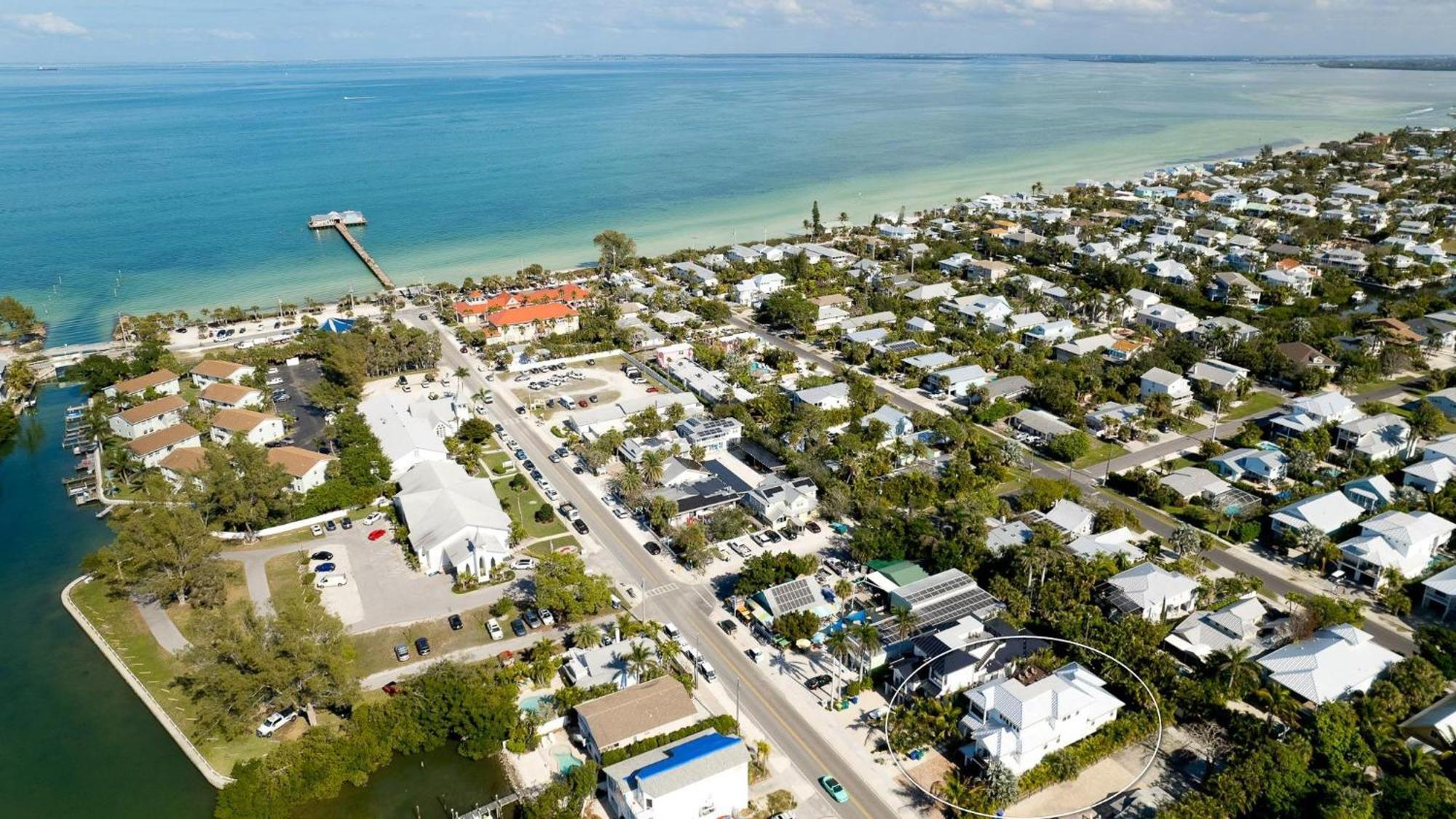 Oar House Villa Anna Maria Exterior photo